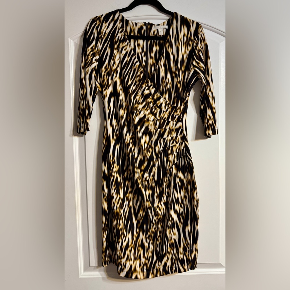 Dana‎ Buchman Black and Gold Patterned 3/4 Sleeve Dress